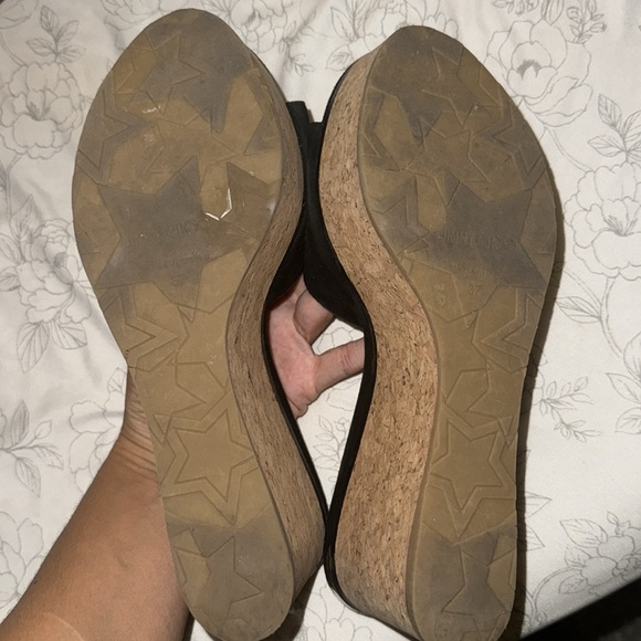 Jimmy Choo Dee Dee suede wedge sandals - Picture 4 of 5